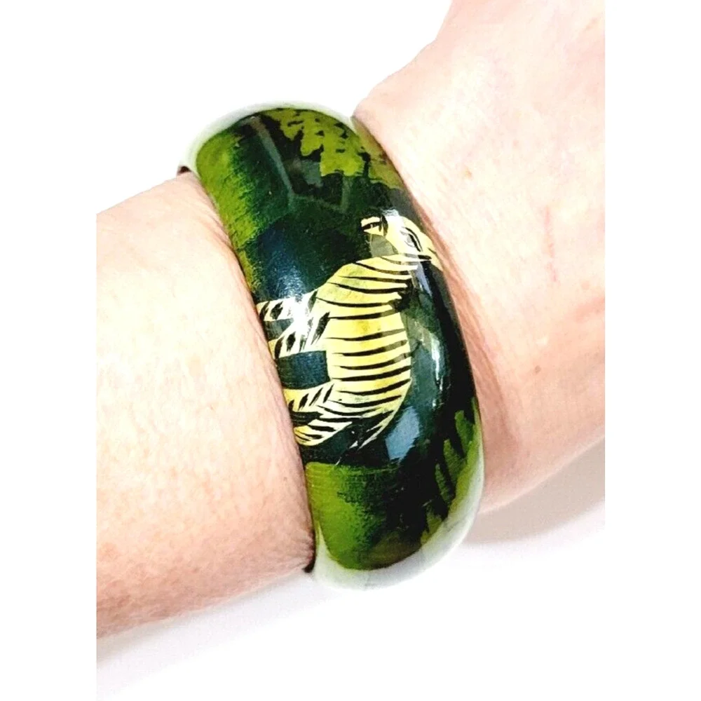 Vintage Enameled Jungle Print Zebra Wide Bangle Bracelet, Green- Tribal bn-1